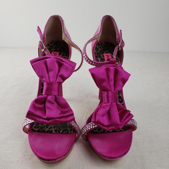 Betsey Johnson Stiletto Heels Strappy Fuschia Pink Rhinestone Bow Size 6.5 - Picture 2 of 14